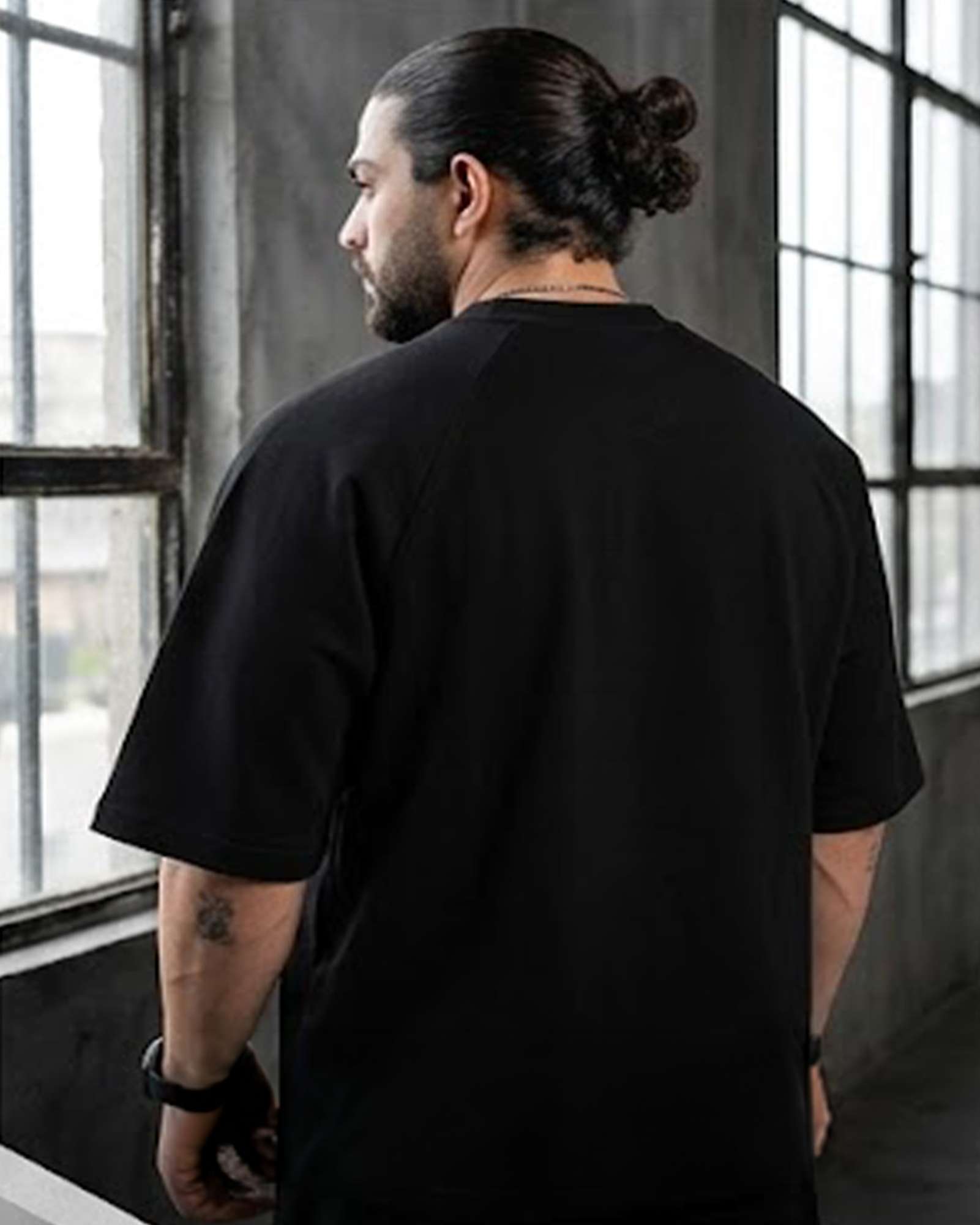 تيشرت اسود سمر ميلتون 2XL