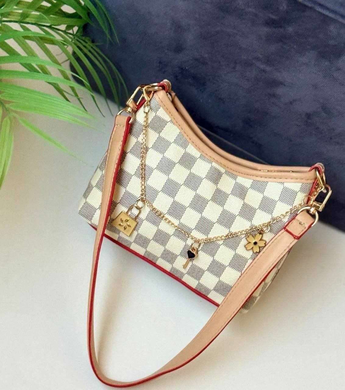 شنطة LV دامير أزور كروس صغيرة
