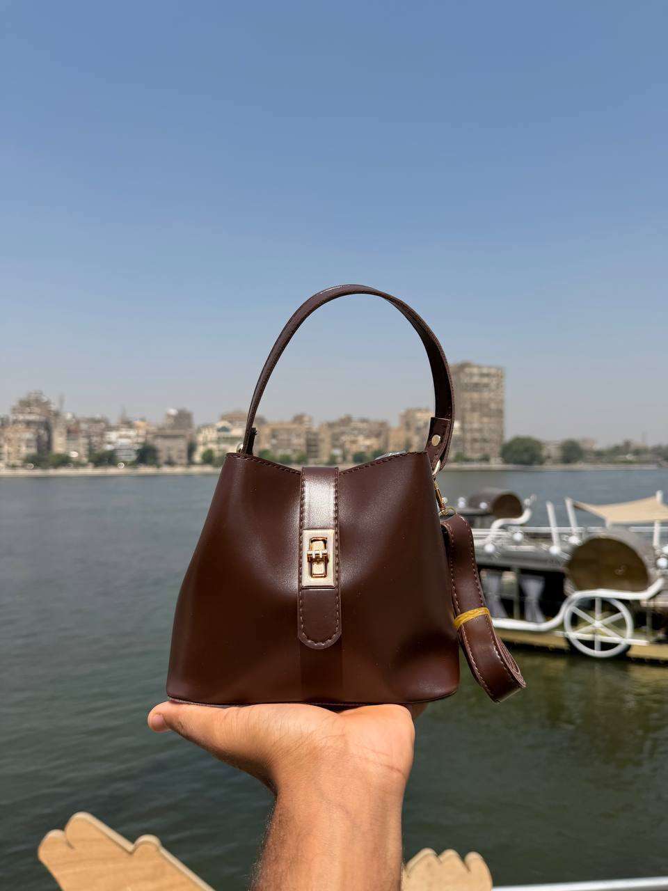 شنطه هاند وكروس