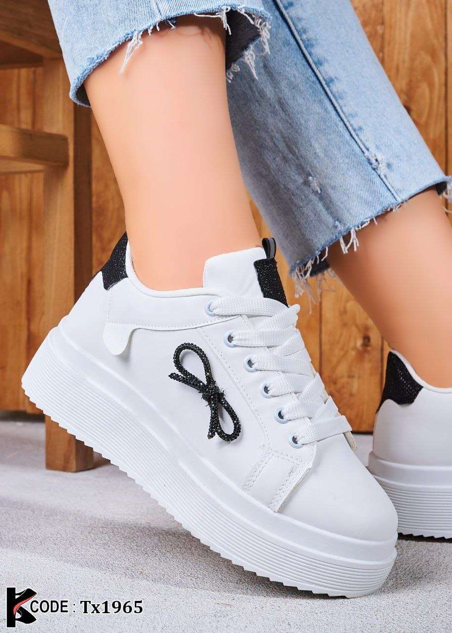 كوتشي فيونكه قمر ومريح ف اللبس ♥️ ✨