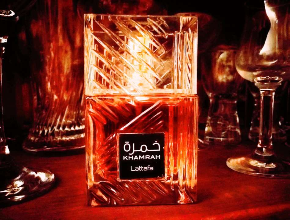 Khamrah Lattafa Perfumes للجنسين