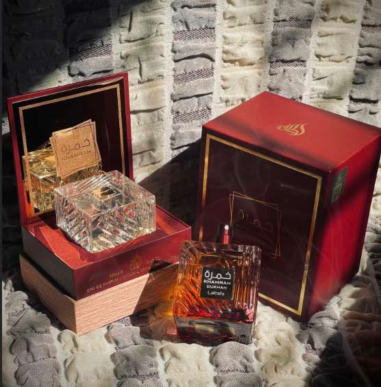 Khamrah Dukhan Lattafa Perfumes للرجال
