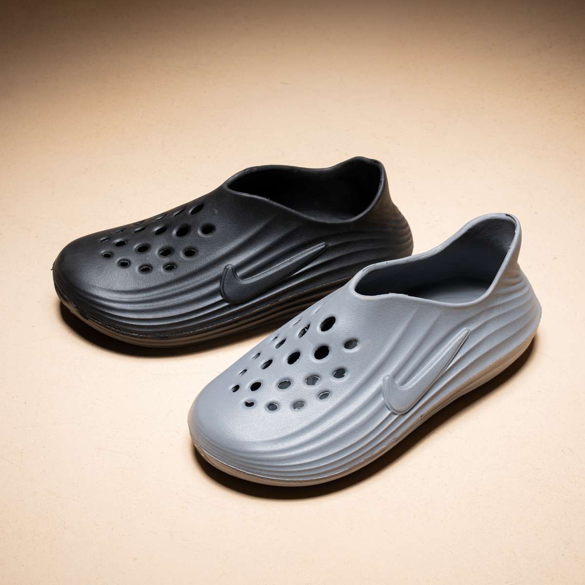 سليبر slipper nike bat