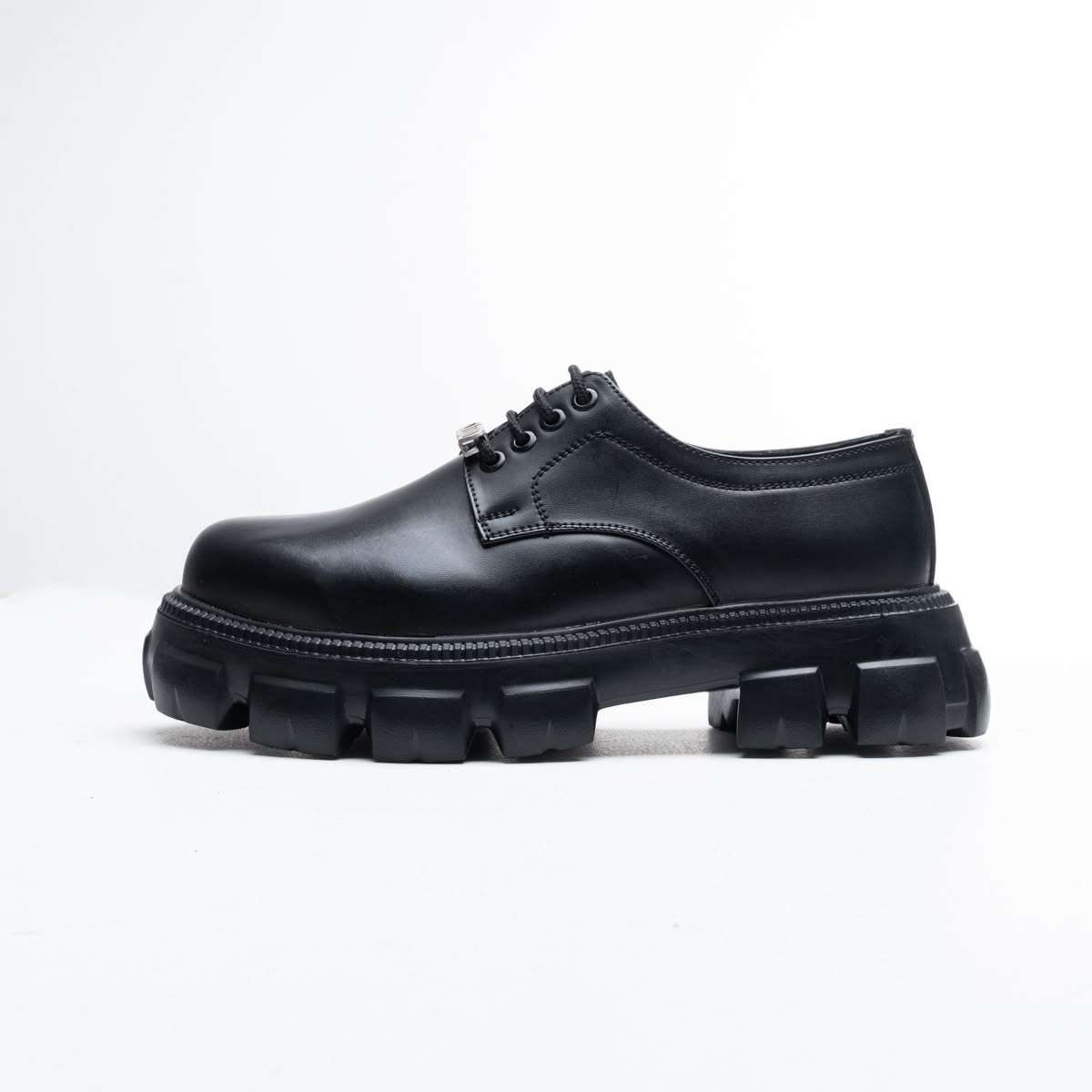 حذاء Chunky Cloud U Shoes Za7