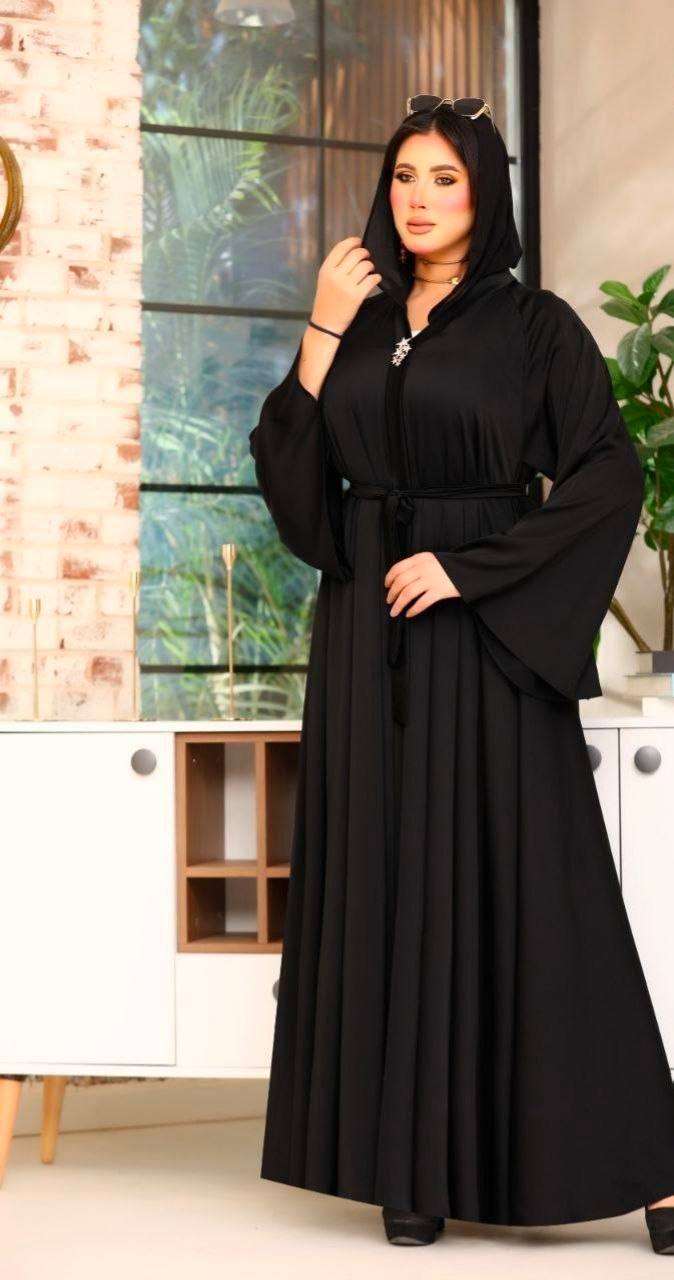 عباية سمراء