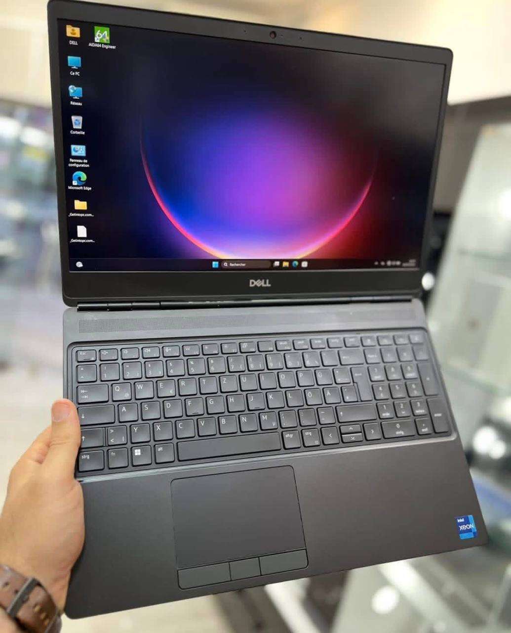 Dell Precision 7560 Workstation مع RTX A4000 8GB