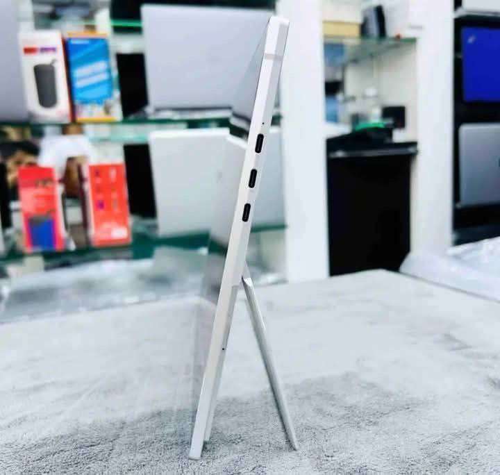 HP EliteBook X2 1013 G4 Convertible Laptop 13" 3K Touchscreen