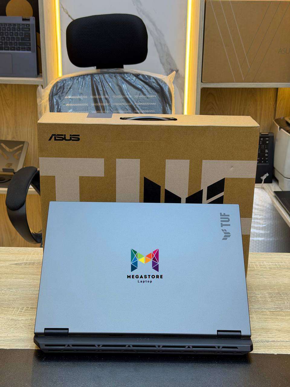 ASUS TUF Gaming A16 Laptop AMD Ryzen 7 16GB RAM 512GB SSD RTX 5050
