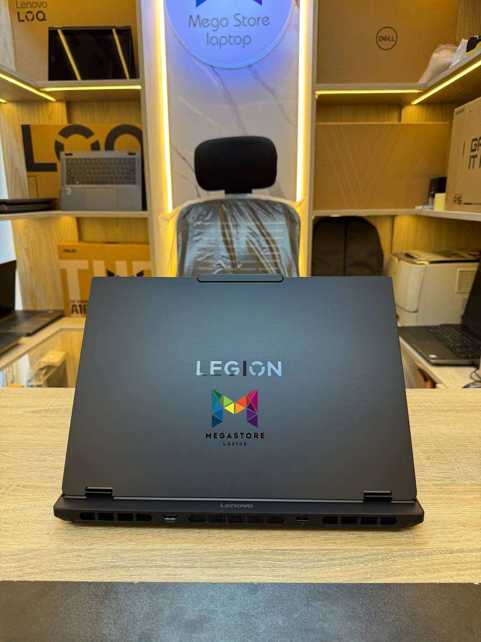 Lenovo Legion 5 OLED i7-13650HX RTX 5060 Laptop