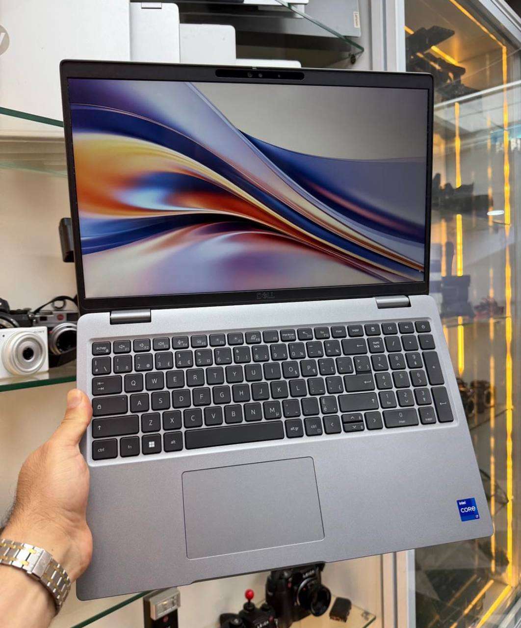 Dell Precision 3581 Workstation Intel Core i7 13th Gen