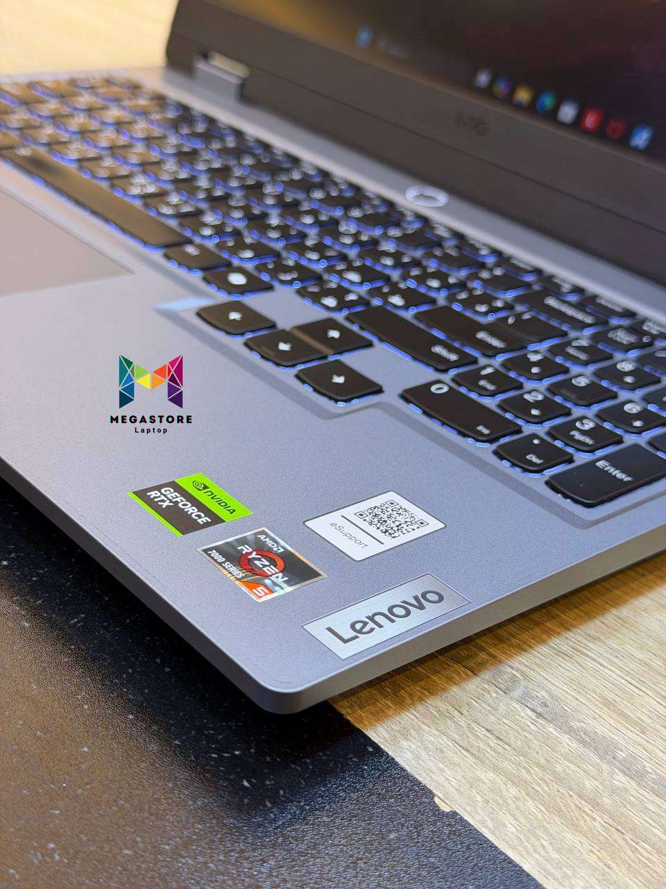 Lenovo LOQ 15 Gaming Laptop AMD Ryzen 5 7235HS 12GB RAM 512GB SSD