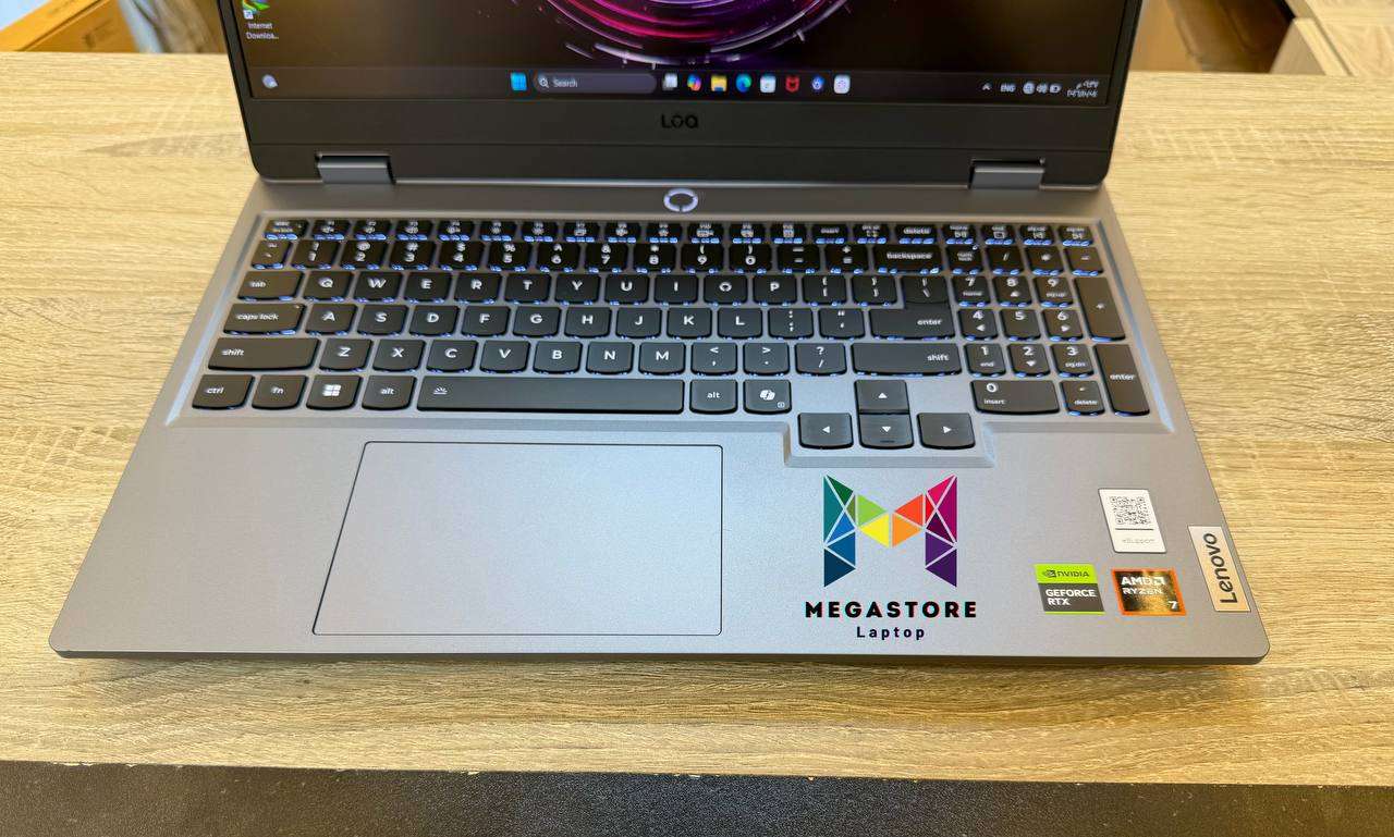 Lenovo LOQ 15 Gaming Laptop AMD Ryzen 7 16GB RAM 1TB SSD RTX 5050